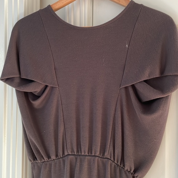 Gorgeous work dress worn under a jacket - Picture 2 of 2